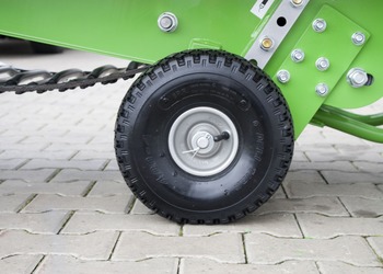 wheels (metal or rubber)