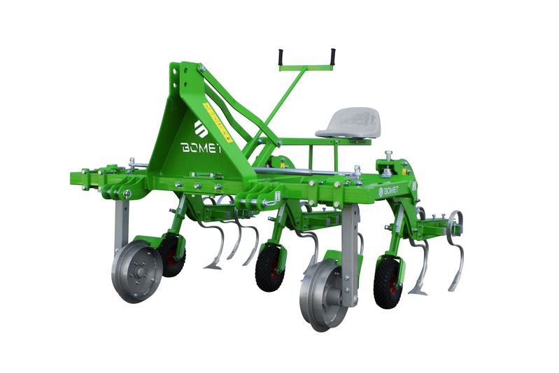 Row-crop cultivators Nembus with manual guidance (distance between rows: 45 – 55 cm)